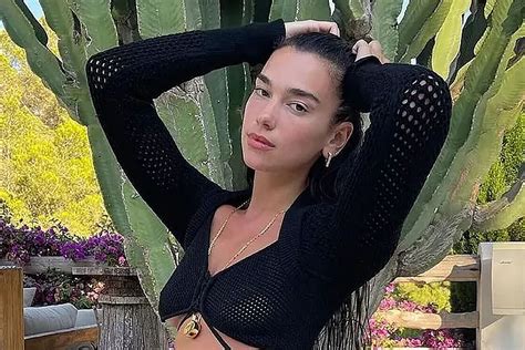 sexy pics of dua lipa|Dua Lipa wows fans in barely